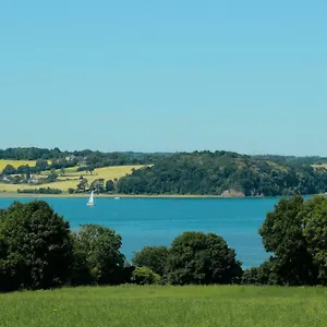 Des Ferrieres La Ville-ès-Nonais
